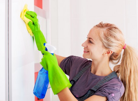 Professional mattress cleaning for a home in W11
